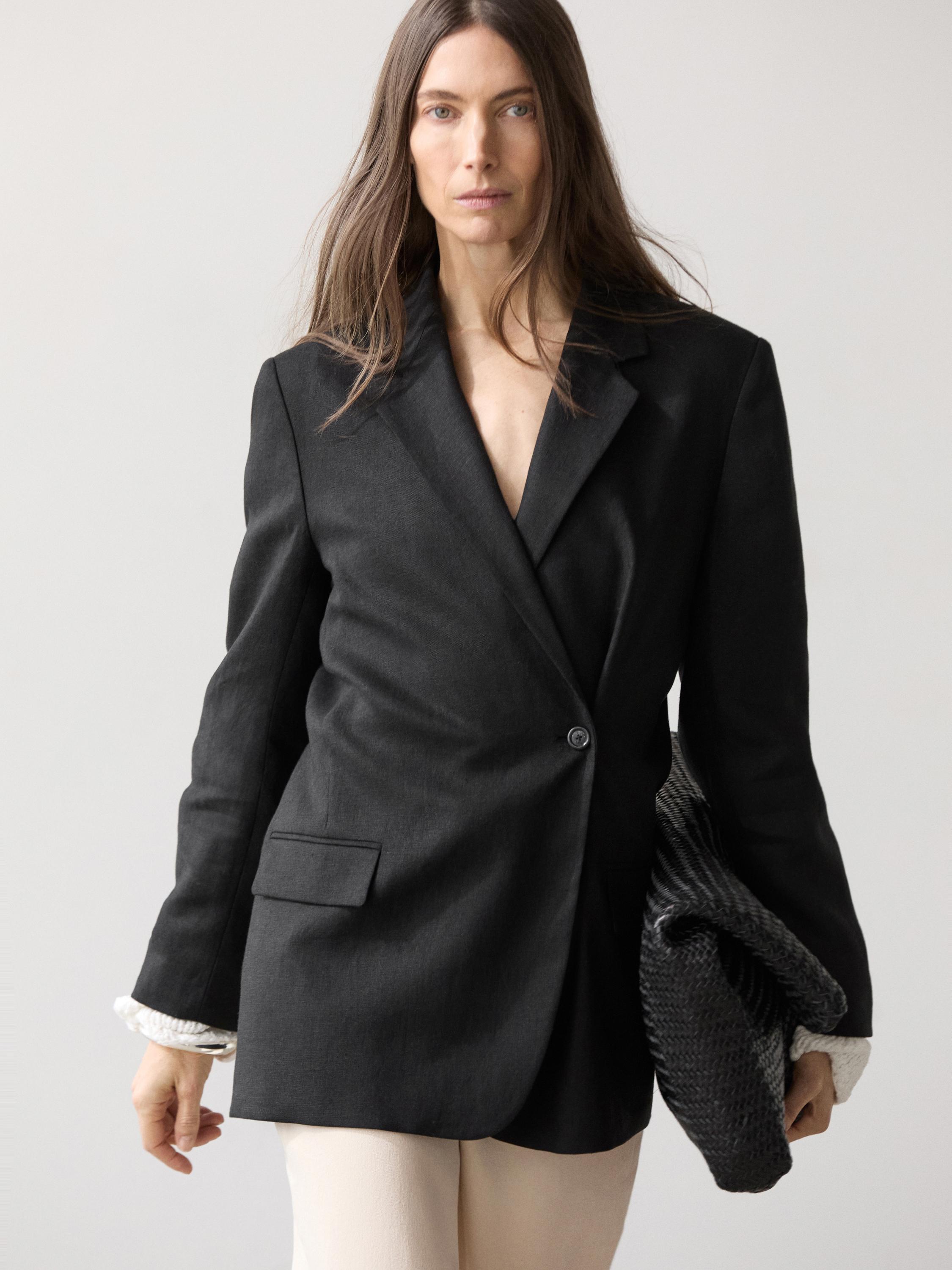 100% linen double-breasted blazer